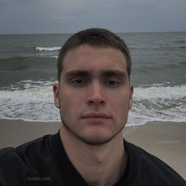 Артём, 27, Москва