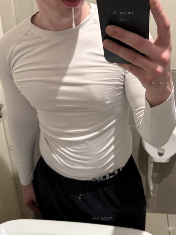 AV